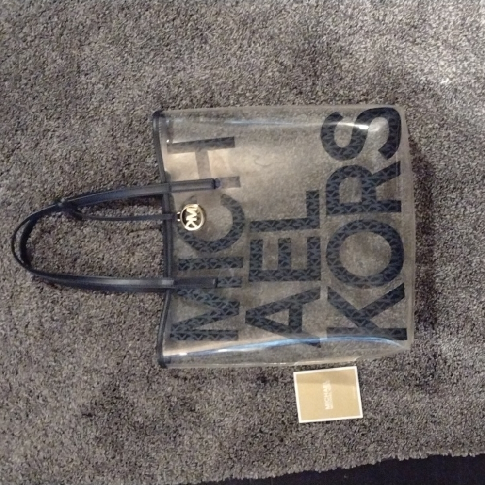 Michael kors purse